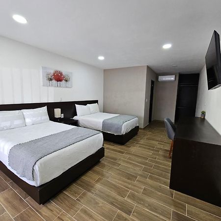 Hotel Ejecutivo Aeropuerto Alvaro Obregon Esterno foto