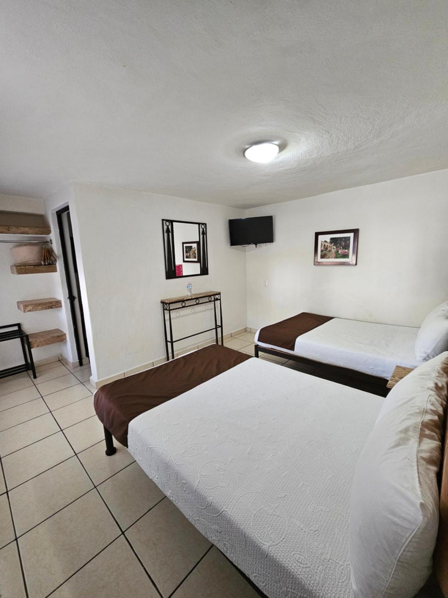 Hotel Ejecutivo Aeropuerto Alvaro Obregon Esterno foto