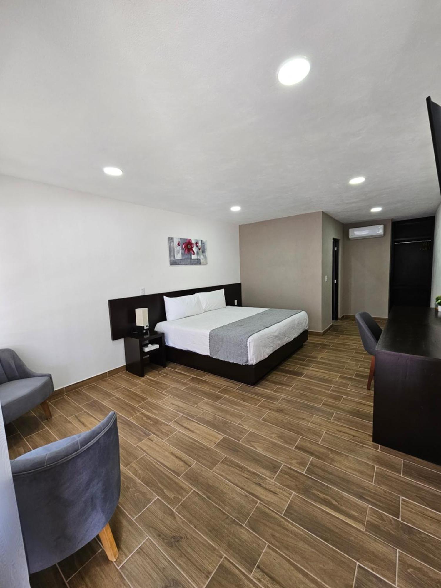 Hotel Ejecutivo Aeropuerto Alvaro Obregon Esterno foto